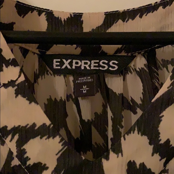 Express beige and black dress with cream slip - Picture 2 of 3